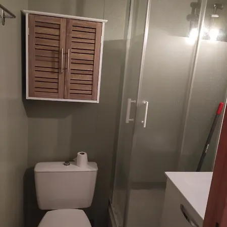 Studette Chaleureuse 아파트