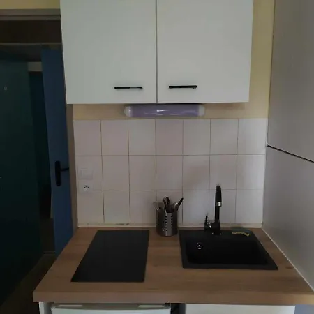 Studette Chaleureuse 투르